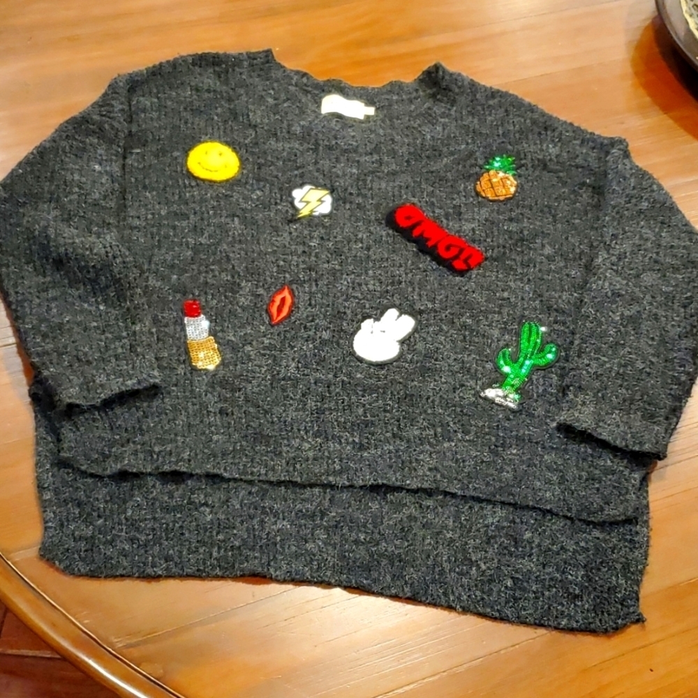 Dreamers Graphic sweater. - Picture 1 of 8